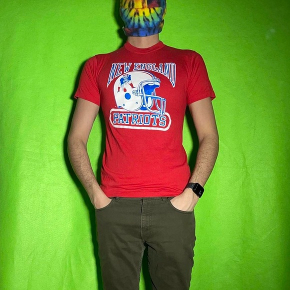 Vintage 1980’s New England Partiots graphic of helmet single stitch red - Picture 6 of 6